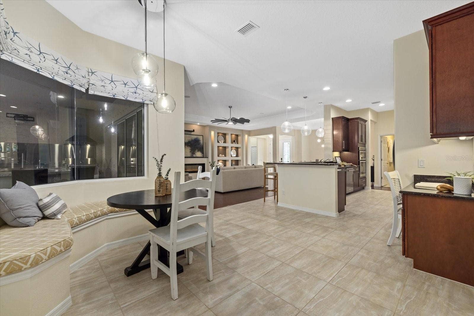 575 FORE DRIVE, Bradenton, FL 34208