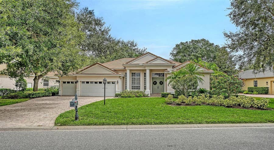 Property photo for 8105 COLLINGWOOD COURT, University Park, FL
