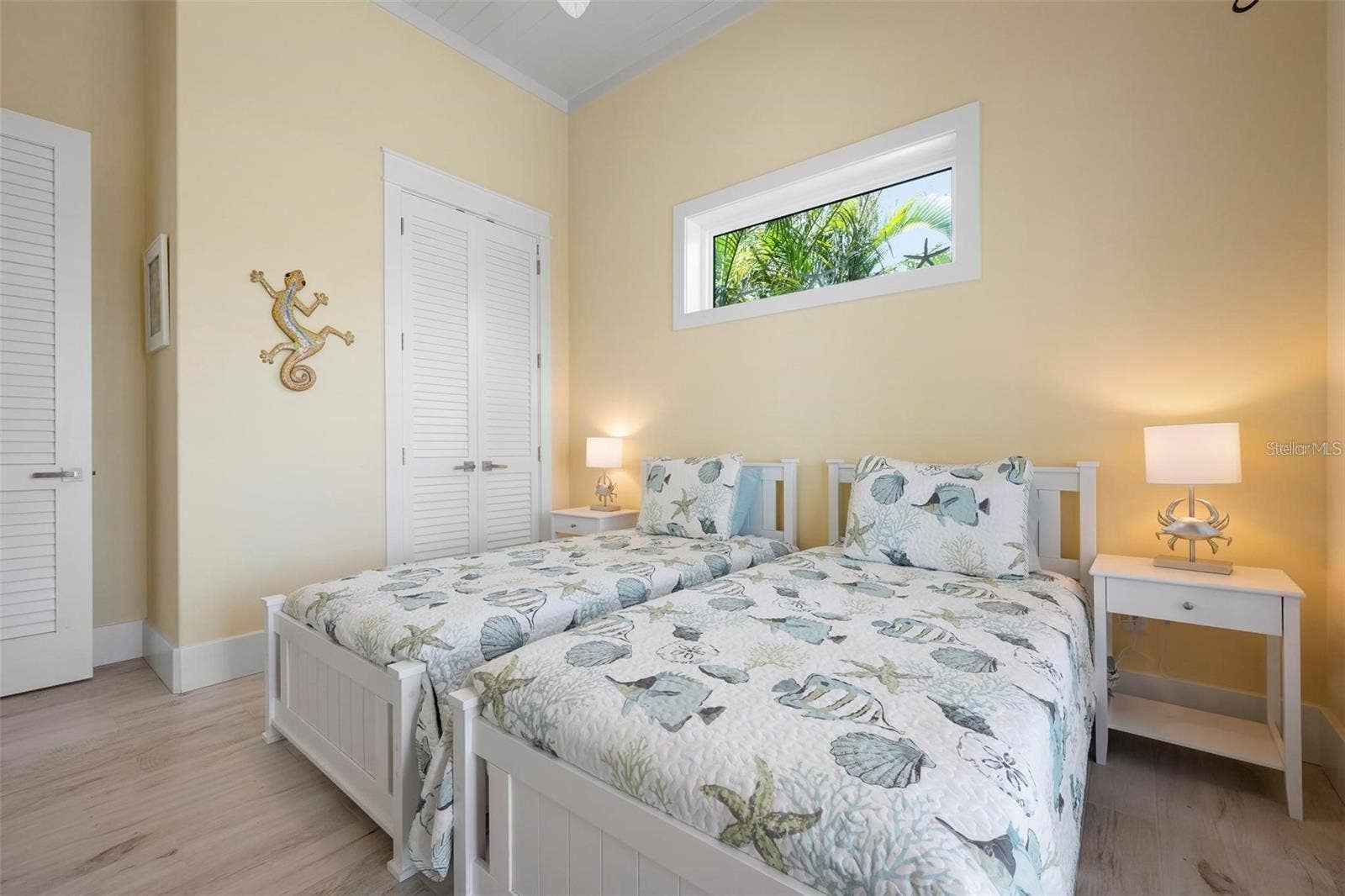 242 OAK AVENUE, Anna Maria, FL 34216 242 OAK AVENUE, Anna Maria, FL 34216
