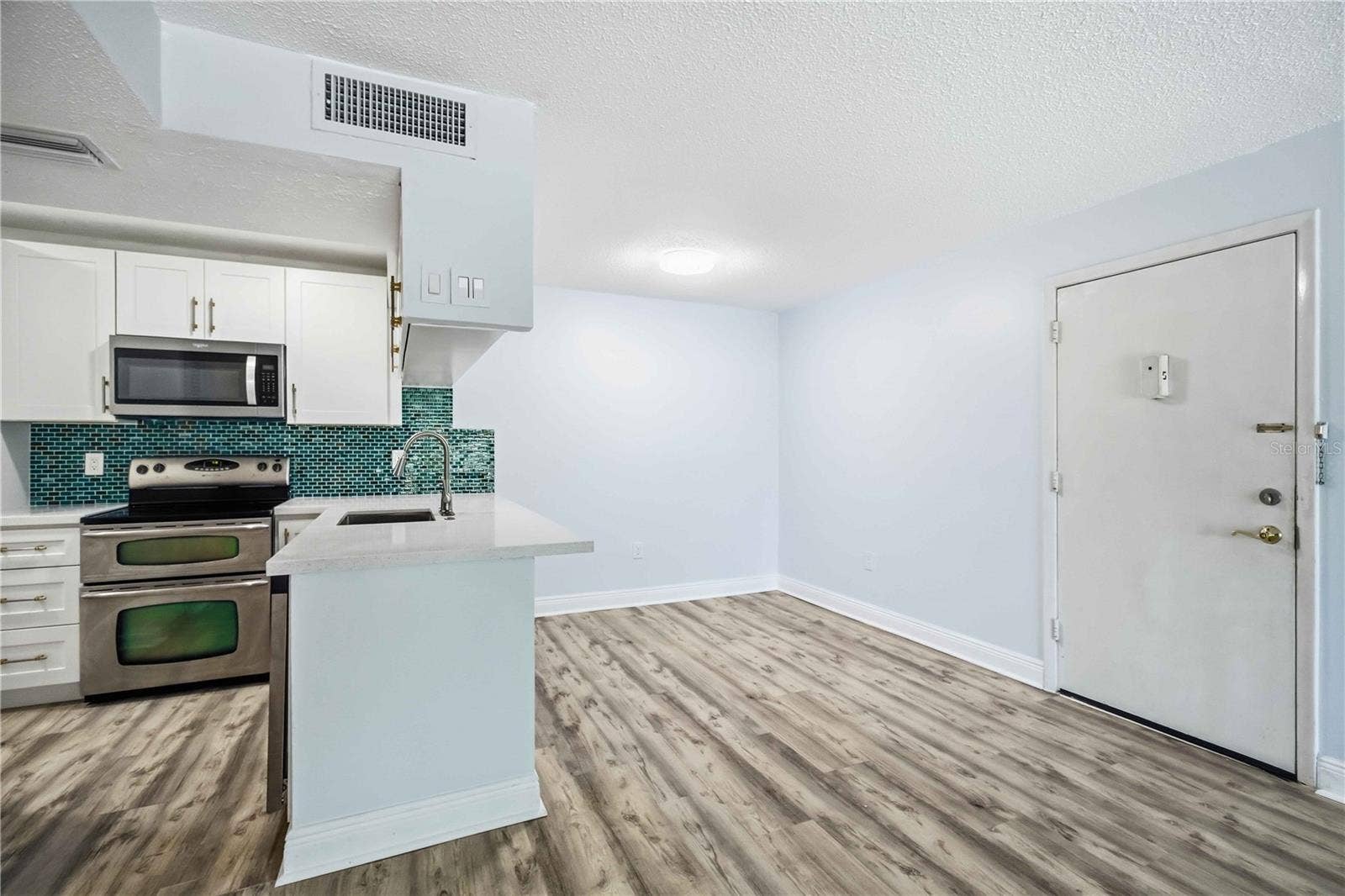 3215 BENEVA ROAD, #202, Sarasota, FL 34232