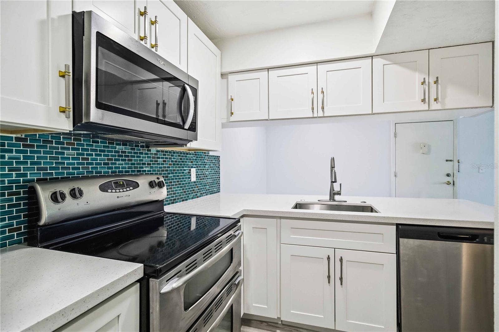 3215 BENEVA ROAD, #202, Sarasota, FL 34232
