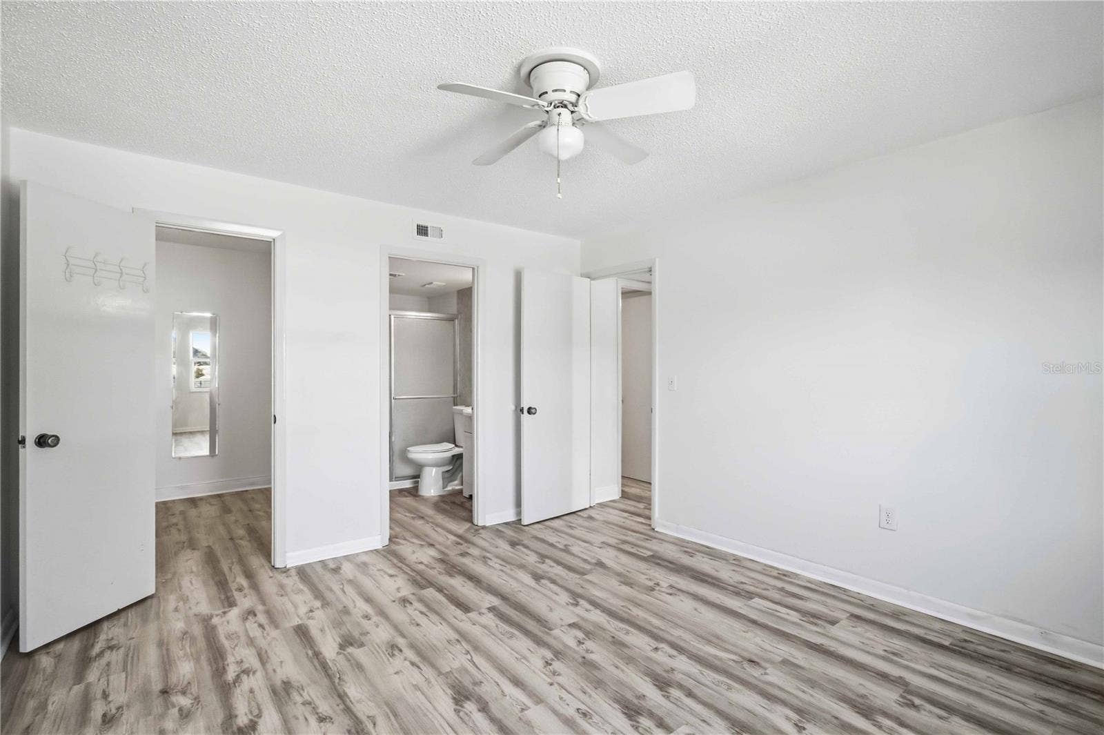 3215 BENEVA ROAD, #202, Sarasota, FL 34232