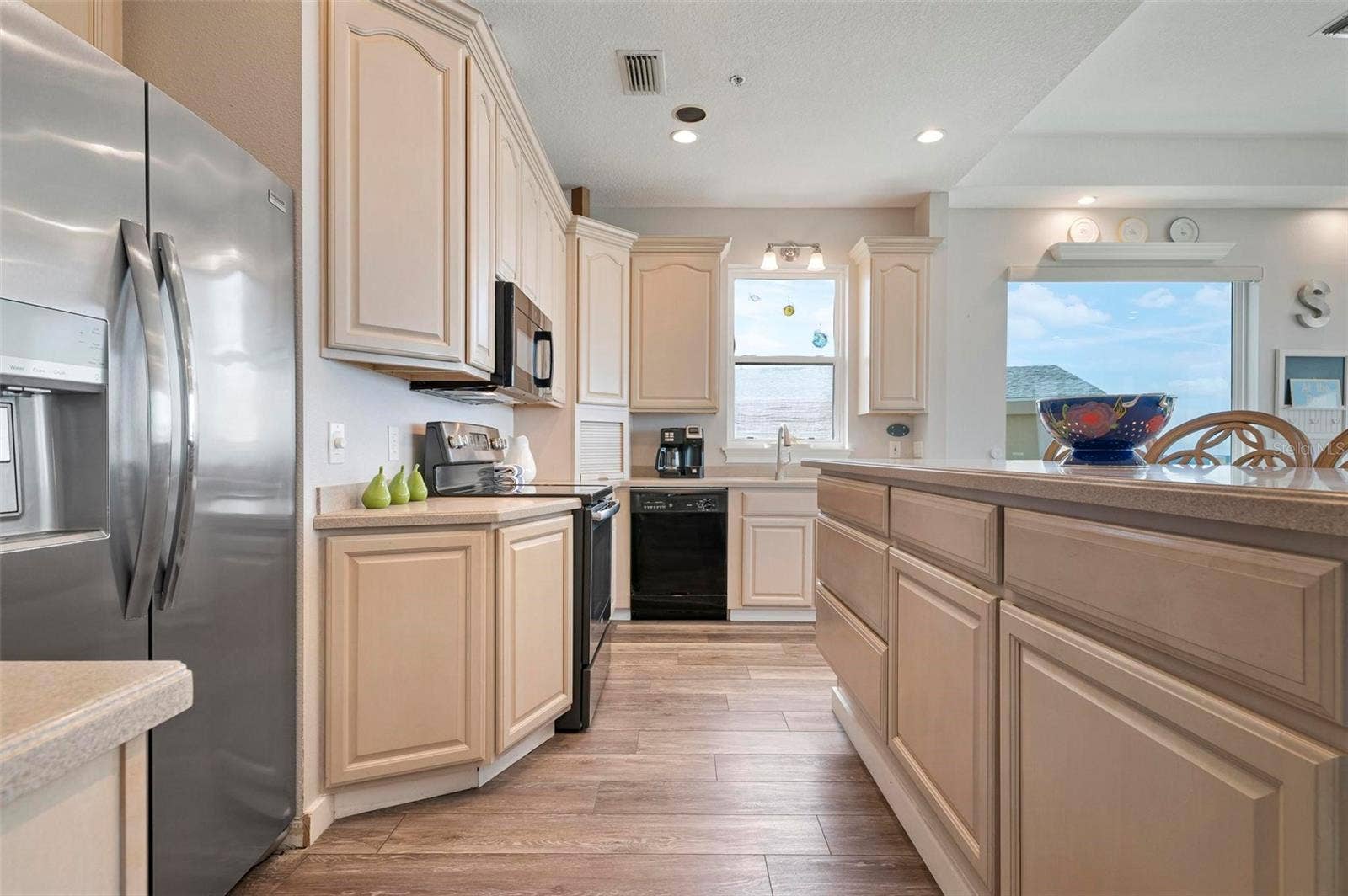 1900 GULF DRIVE N, #1, Bradenton Beach, FL 34217 1900 GULF DRIVE N, #1, Bradenton Beach, FL 34217