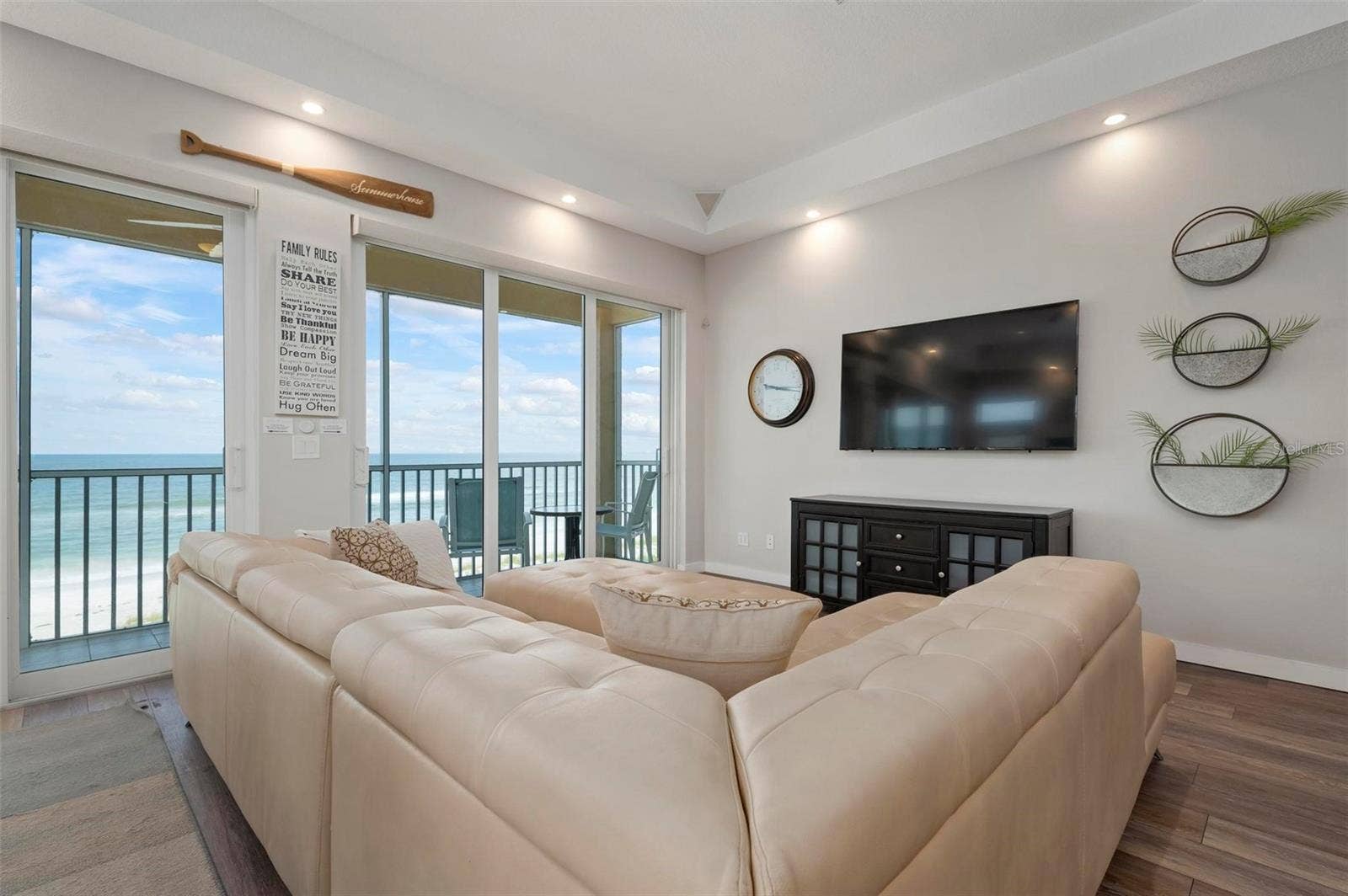 1900 GULF DRIVE N, #1, Bradenton Beach, FL 34217 1900 GULF DRIVE N, #1, Bradenton Beach, FL 34217
