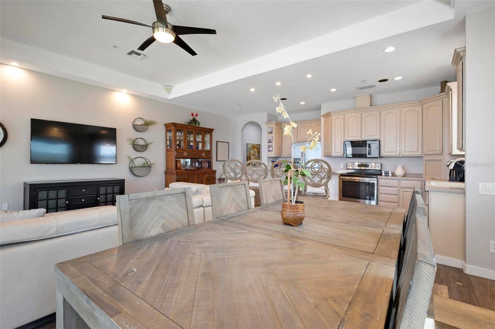 1900 GULF DRIVE N, #1, Bradenton Beach, FL 34217 1900 GULF DRIVE N, #1, Bradenton Beach, FL 34217
