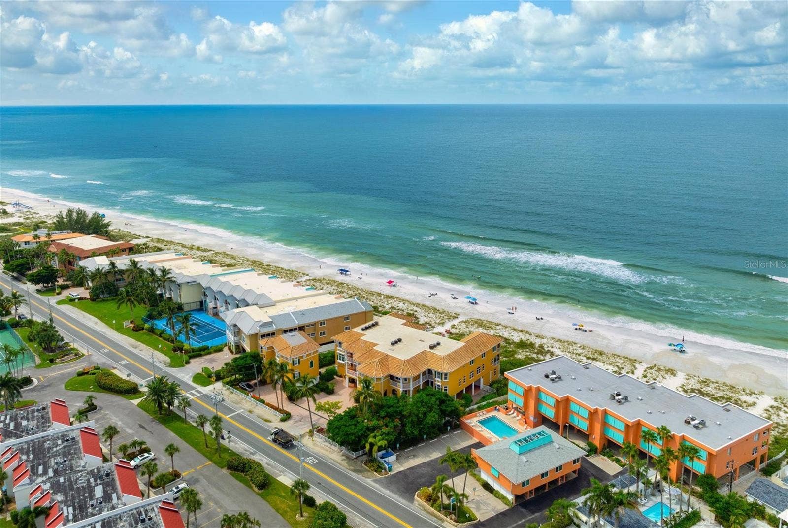 1900 GULF DRIVE N, #1, Bradenton Beach, FL 34217 1900 GULF DRIVE N, #1, Bradenton Beach, FL 34217