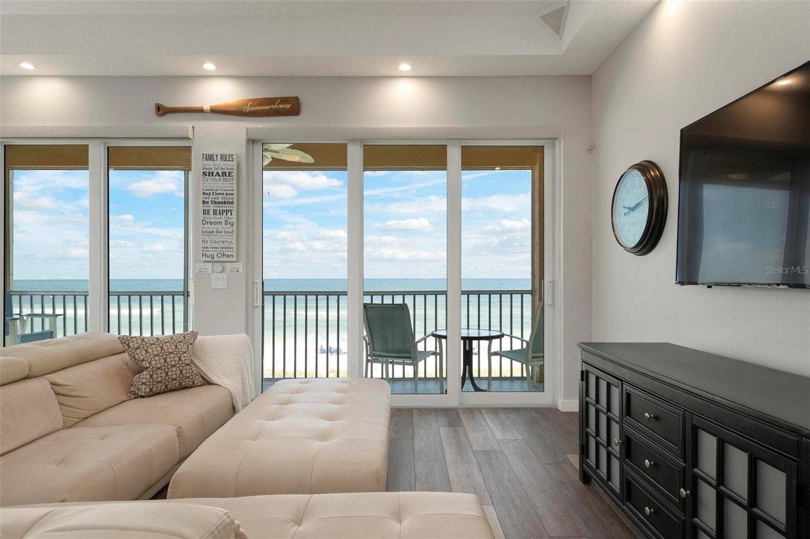1900 GULF DRIVE N, #1, Bradenton Beach, FL 34217 1900 GULF DRIVE N, #1, Bradenton Beach, FL 34217