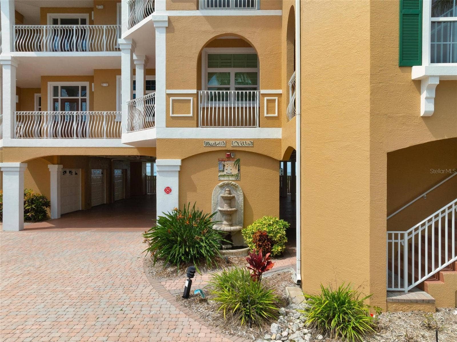 1900 GULF DRIVE N, #1, Bradenton Beach, FL 34217 1900 GULF DRIVE N, #1, Bradenton Beach, FL 34217
