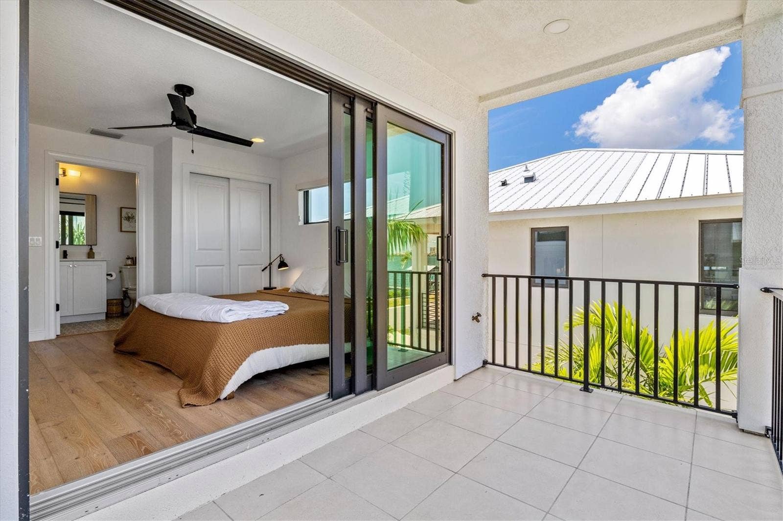 1914 RIVERSIDE DRIVE E, Bradenton, FL 34208 1914 RIVERSIDE DRIVE E, Bradenton, FL 34208