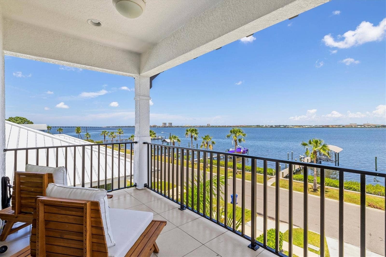 1914 RIVERSIDE DRIVE E, Bradenton, FL 34208 1914 RIVERSIDE DRIVE E, Bradenton, FL 34208