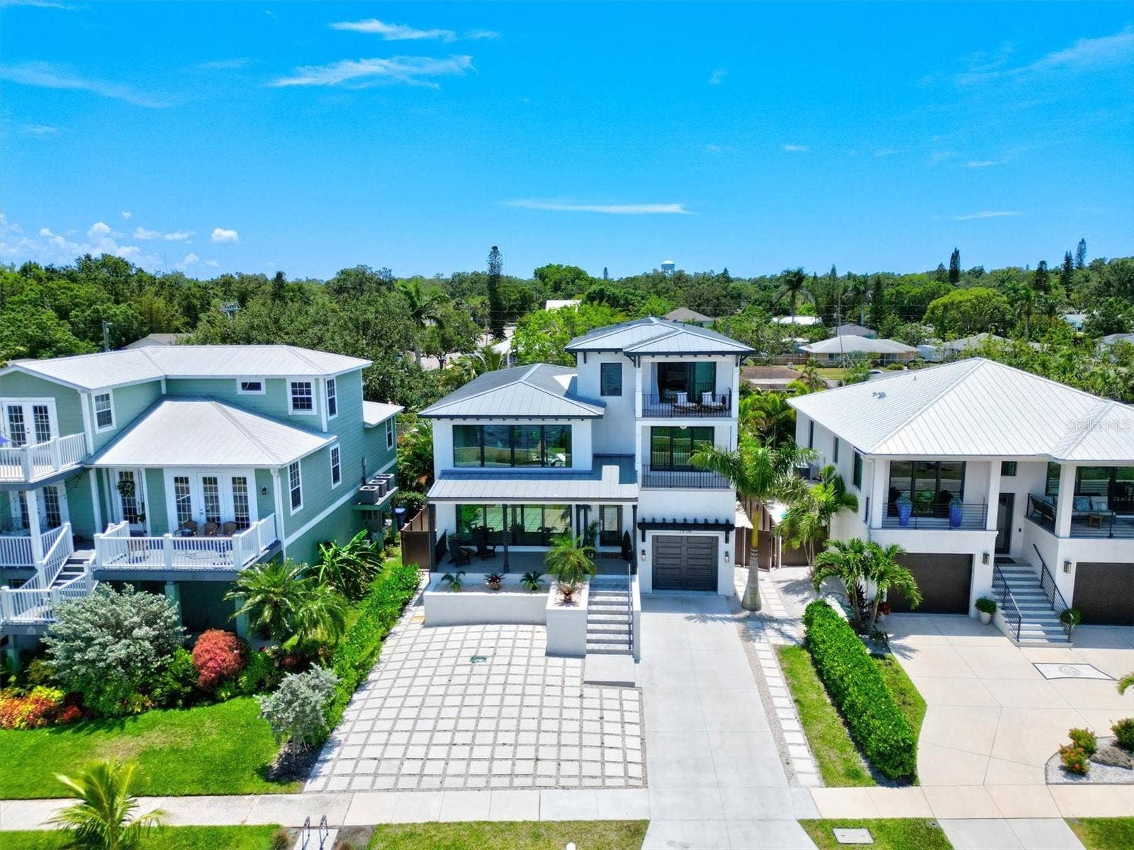 1914 RIVERSIDE DRIVE E, Bradenton, FL 34208 1914 RIVERSIDE DRIVE E, Bradenton, FL 34208