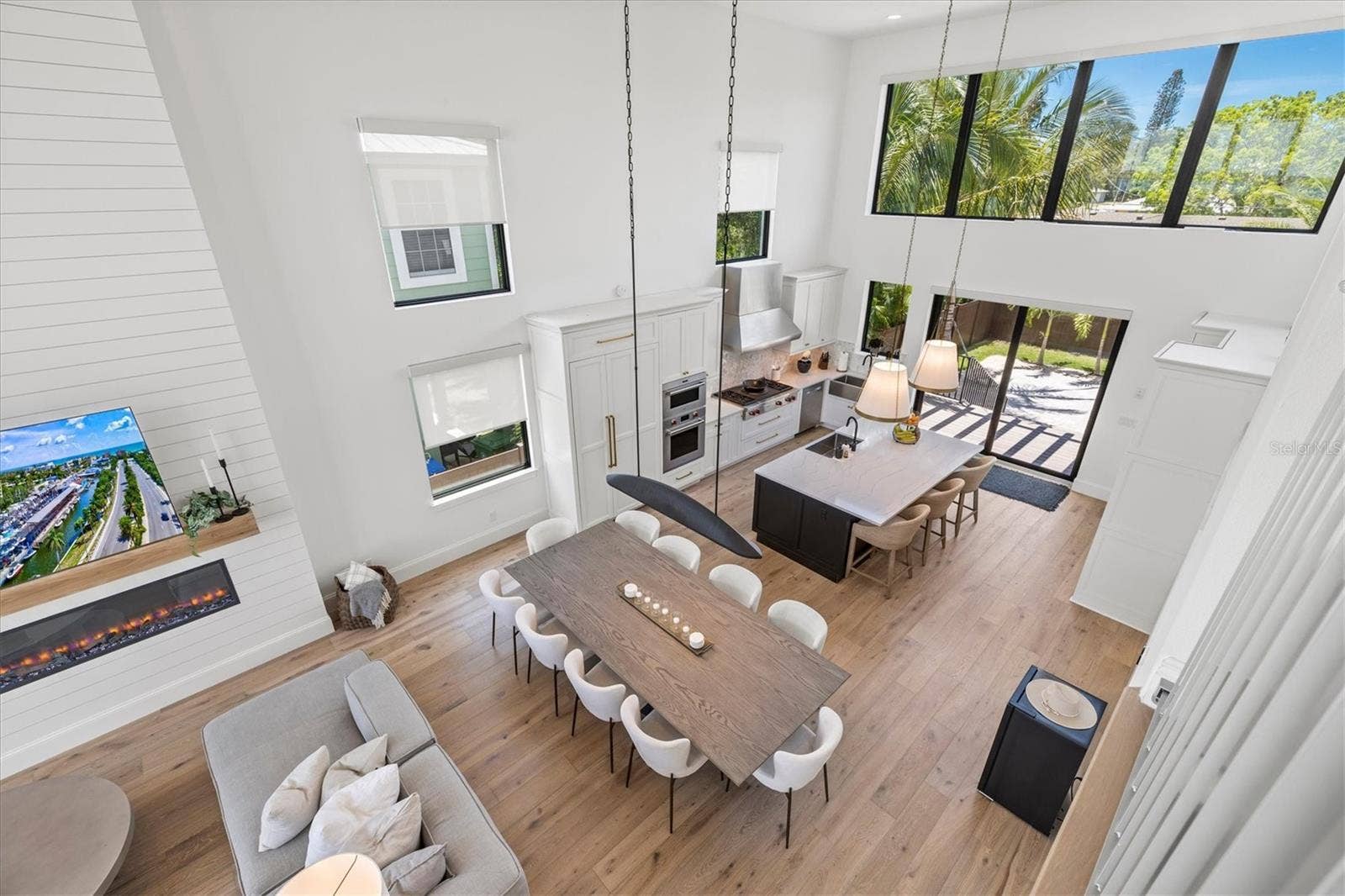 1914 RIVERSIDE DRIVE E, Bradenton, FL 34208 1914 RIVERSIDE DRIVE E, Bradenton, FL 34208