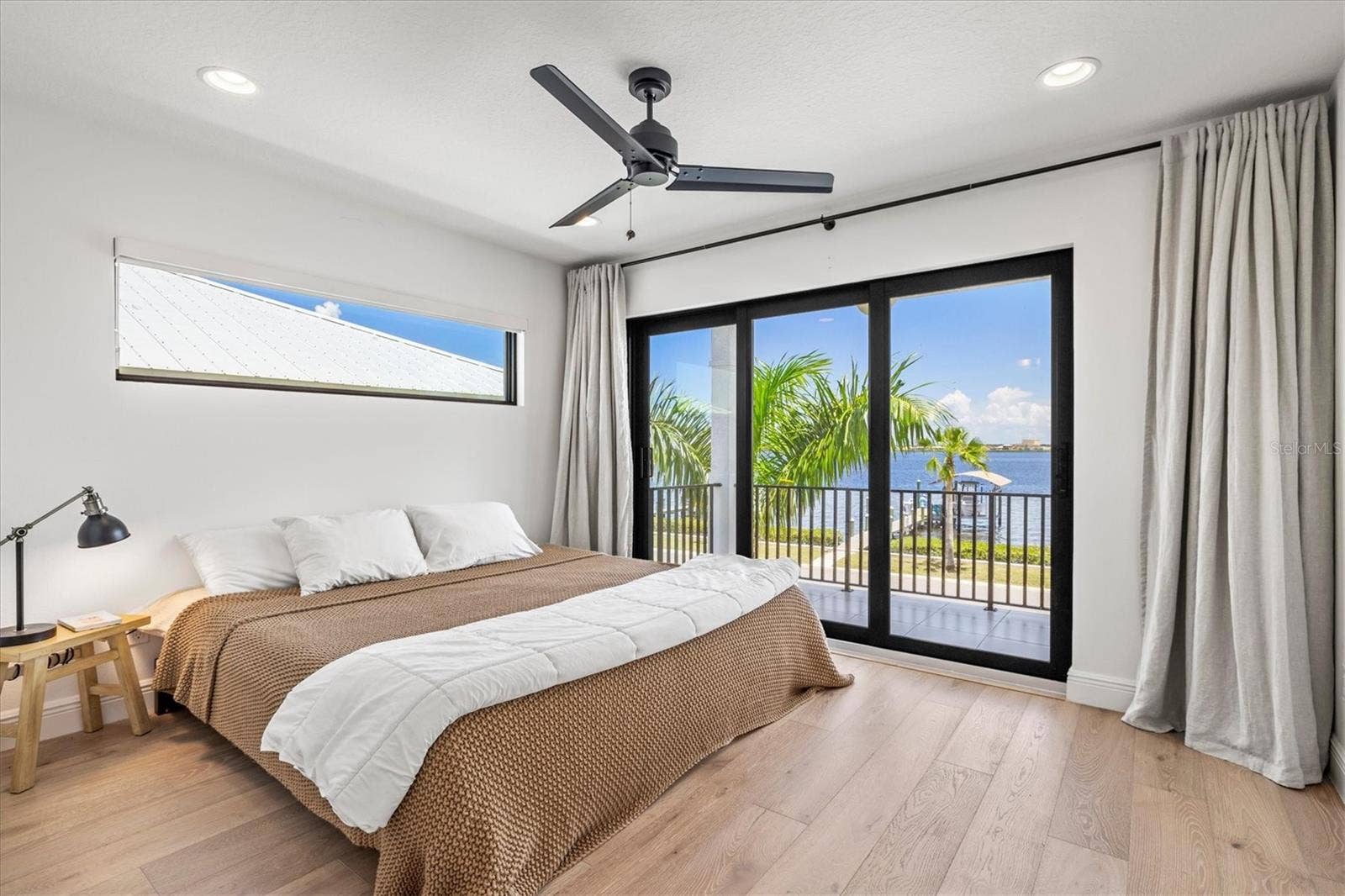 1914 RIVERSIDE DRIVE E, Bradenton, FL 34208 1914 RIVERSIDE DRIVE E, Bradenton, FL 34208
