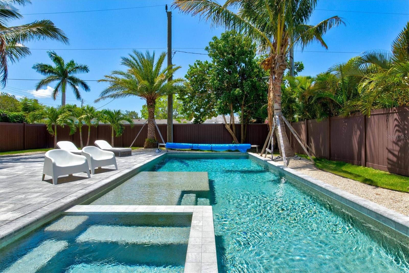 1914 RIVERSIDE DRIVE E, Bradenton, FL 34208 1914 RIVERSIDE DRIVE E, Bradenton, FL 34208