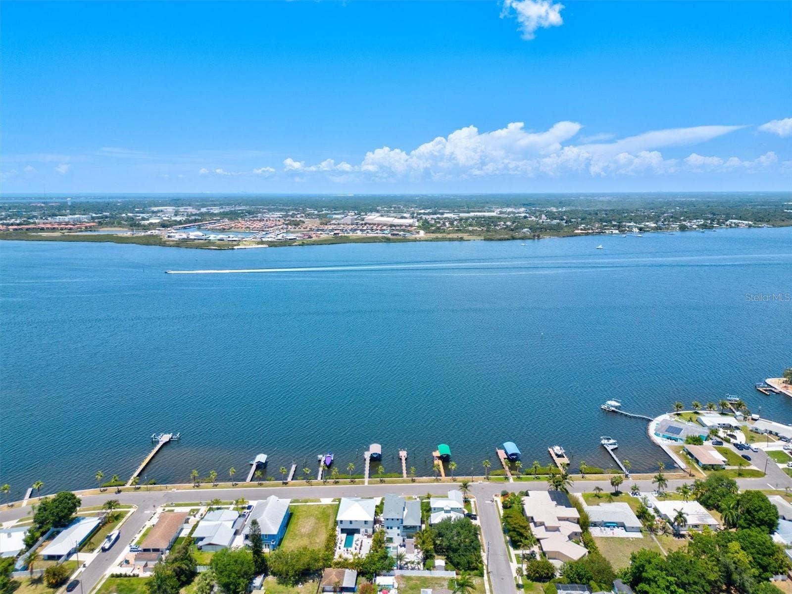 1914 RIVERSIDE DRIVE E, Bradenton, FL 34208 1914 RIVERSIDE DRIVE E, Bradenton, FL 34208
