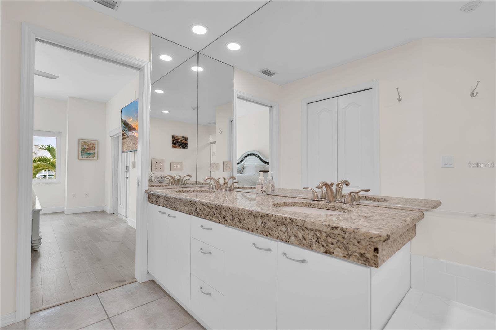 862 HUDSON AVENUE, #862, Sarasota, FL 34236 862 HUDSON AVENUE, #862, Sarasota, FL 34236