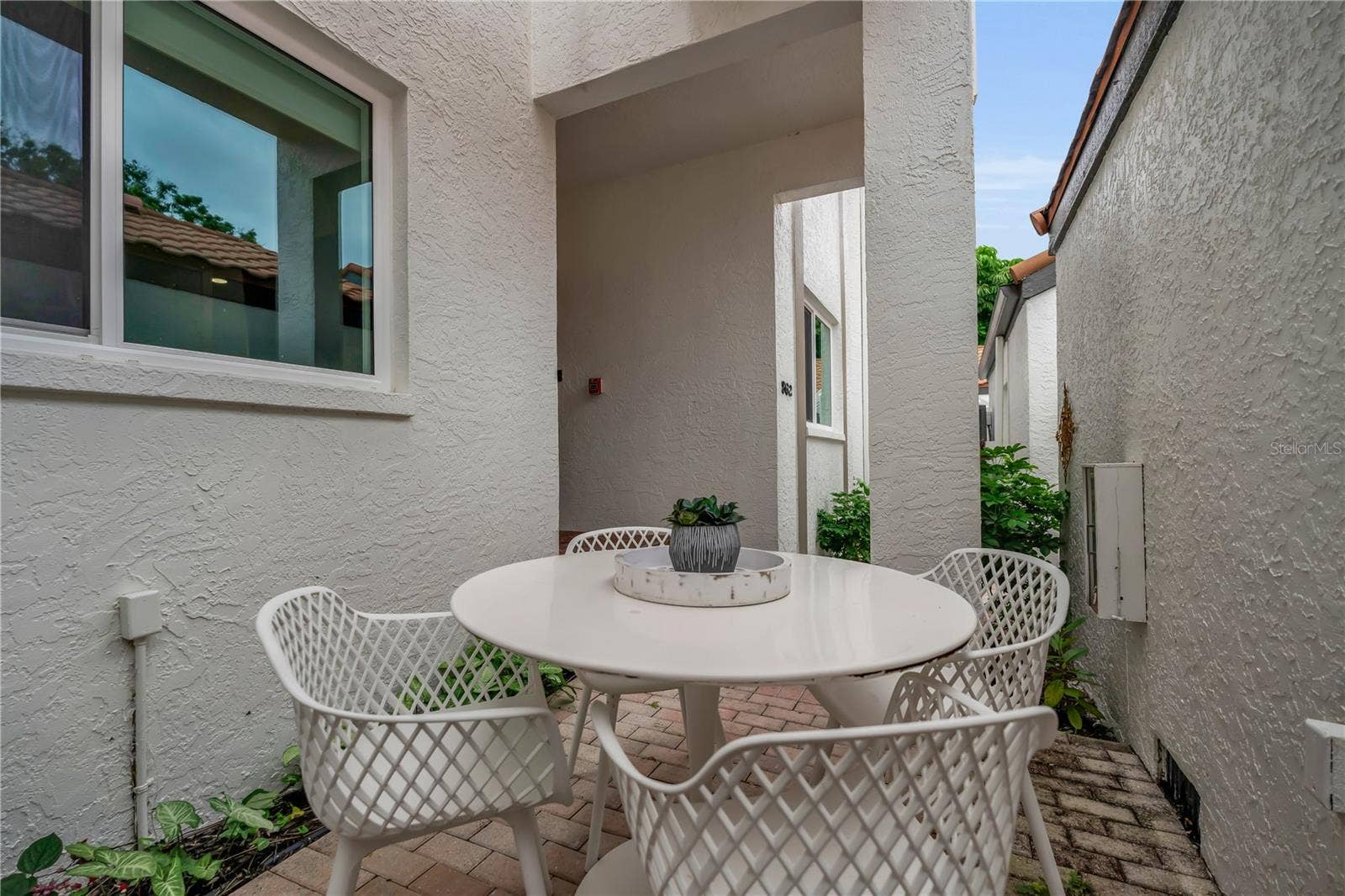 862 HUDSON AVENUE, #862, Sarasota, FL 34236 862 HUDSON AVENUE, #862, Sarasota, FL 34236