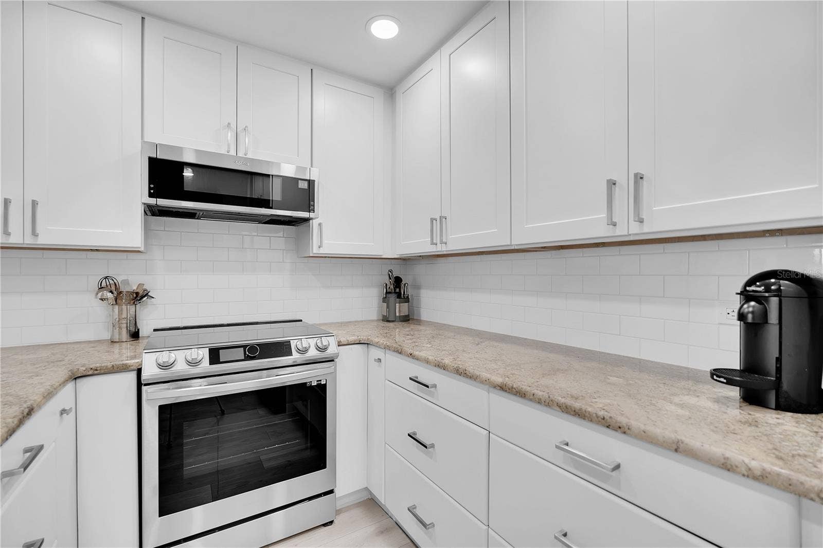 862 HUDSON AVENUE, #862, Sarasota, FL 34236 862 HUDSON AVENUE, #862, Sarasota, FL 34236