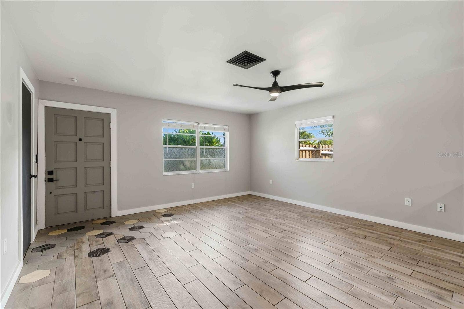 904 66TH AVENUE W, Bradenton, FL 34207