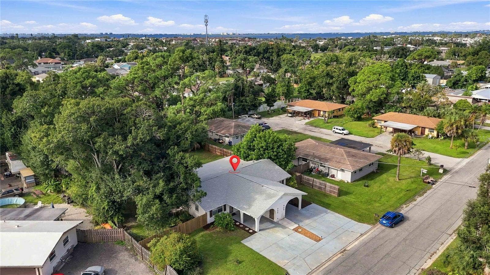 904 66TH AVENUE W, Bradenton, FL 34207