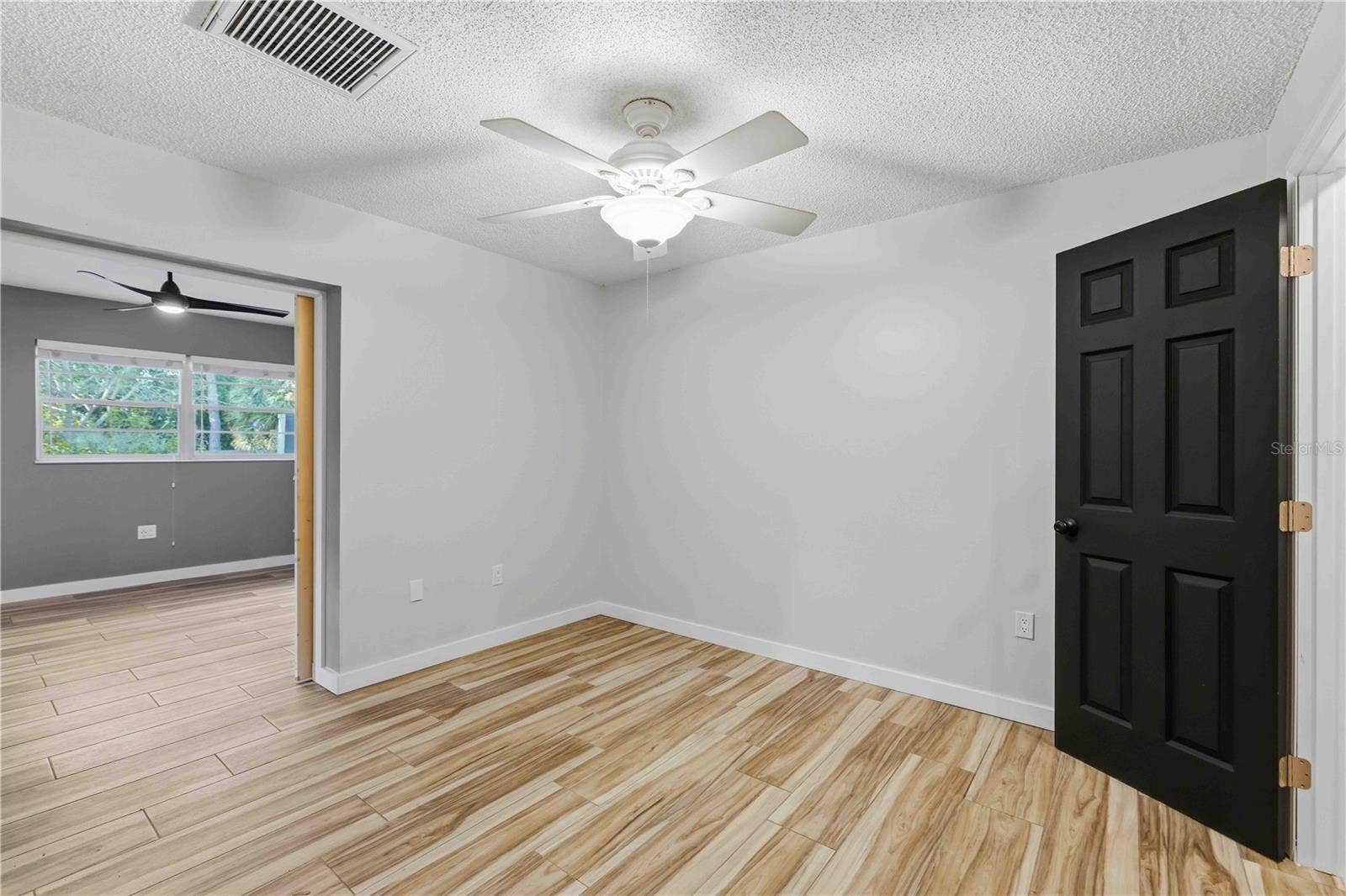 904 66TH AVENUE W, Bradenton, FL 34207