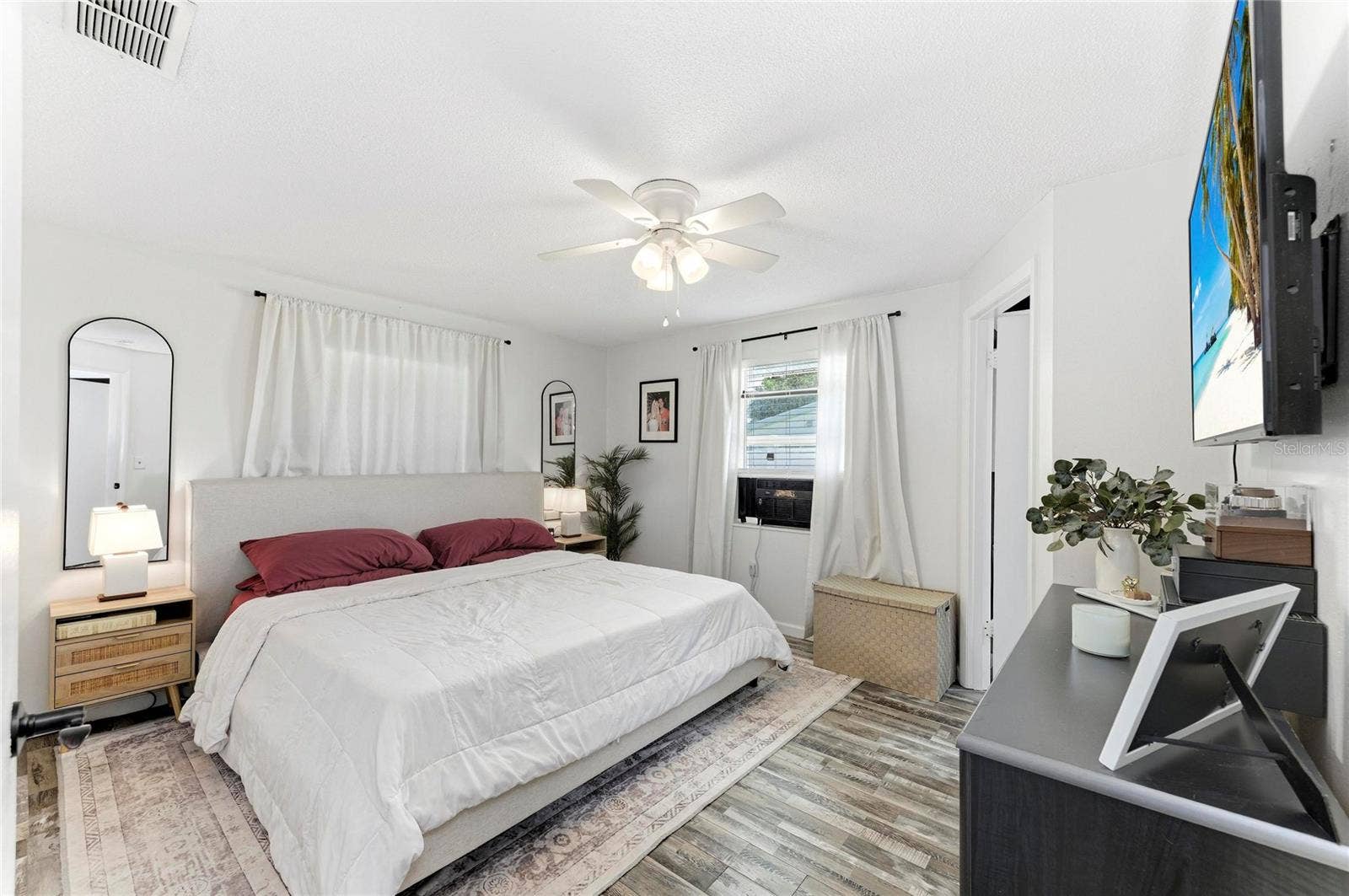 1841 JOYCE STREET, Sarasota, FL 34231 1841 JOYCE STREET, Sarasota, FL 34231