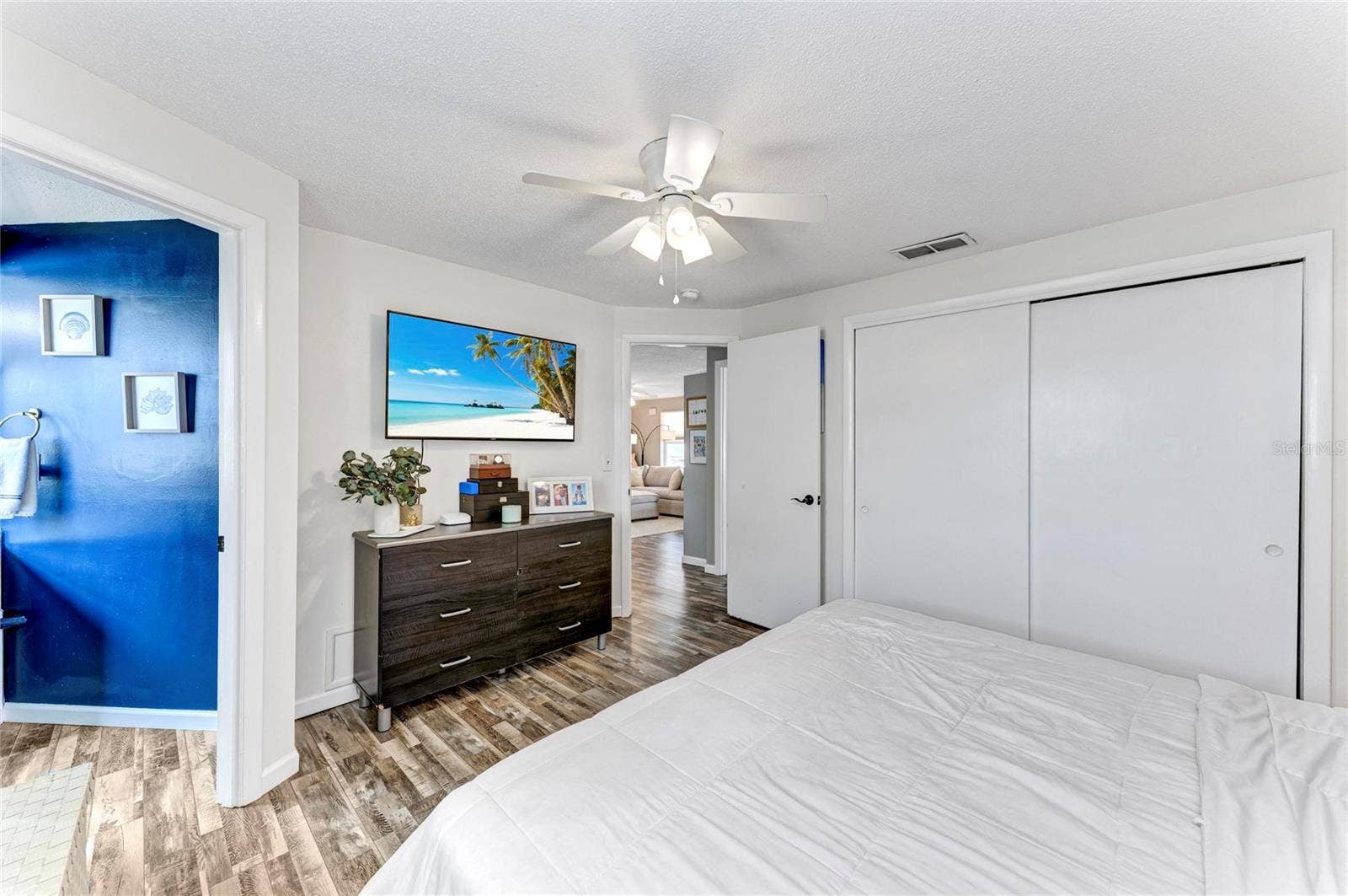 1841 JOYCE STREET, Sarasota, FL 34231 1841 JOYCE STREET, Sarasota, FL 34231