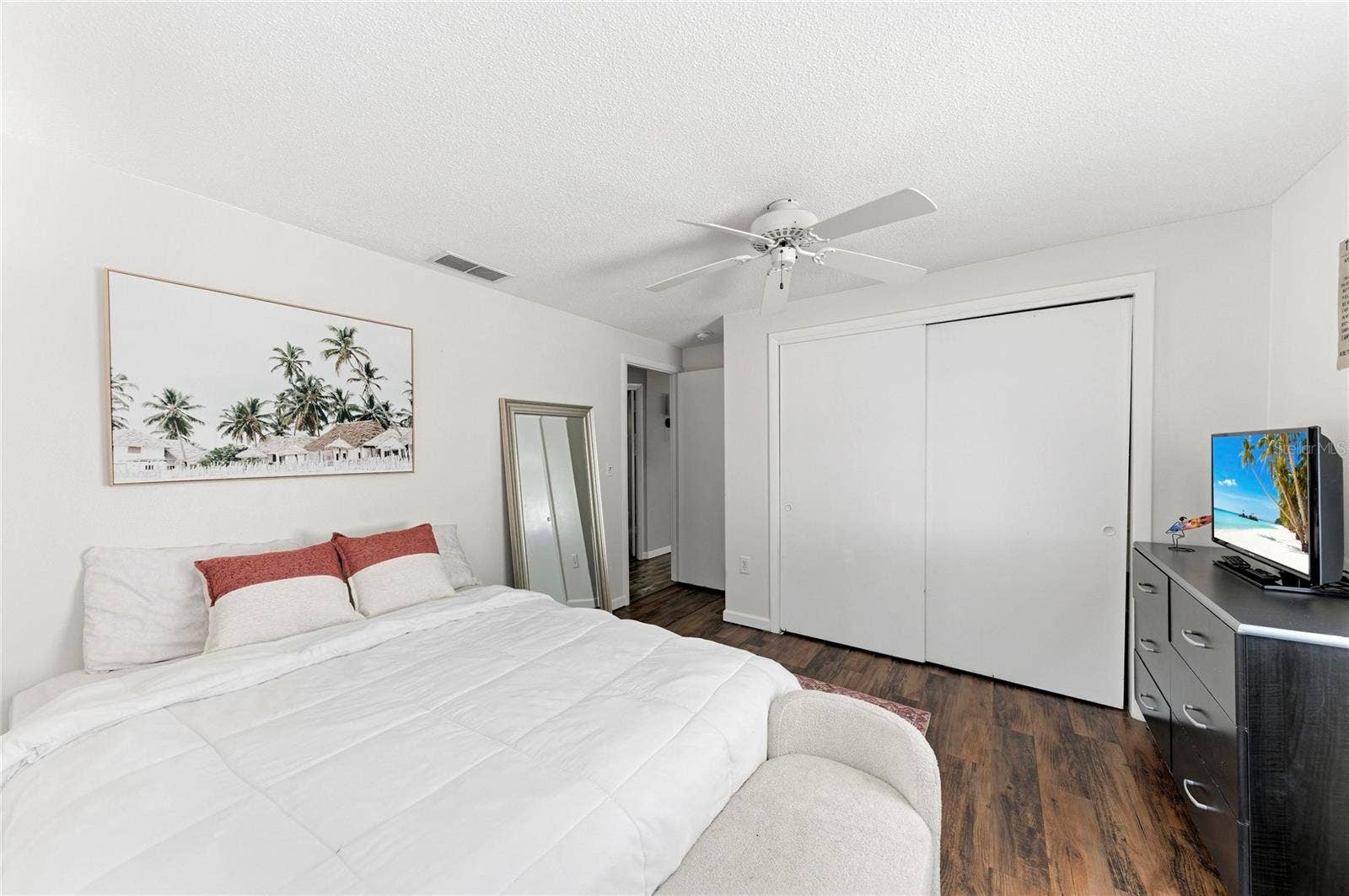 1841 JOYCE STREET, Sarasota, FL 34231 1841 JOYCE STREET, Sarasota, FL 34231