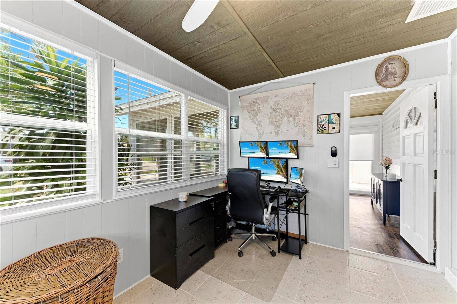 1841 JOYCE STREET, Sarasota, FL 34231 1841 JOYCE STREET, Sarasota, FL 34231
