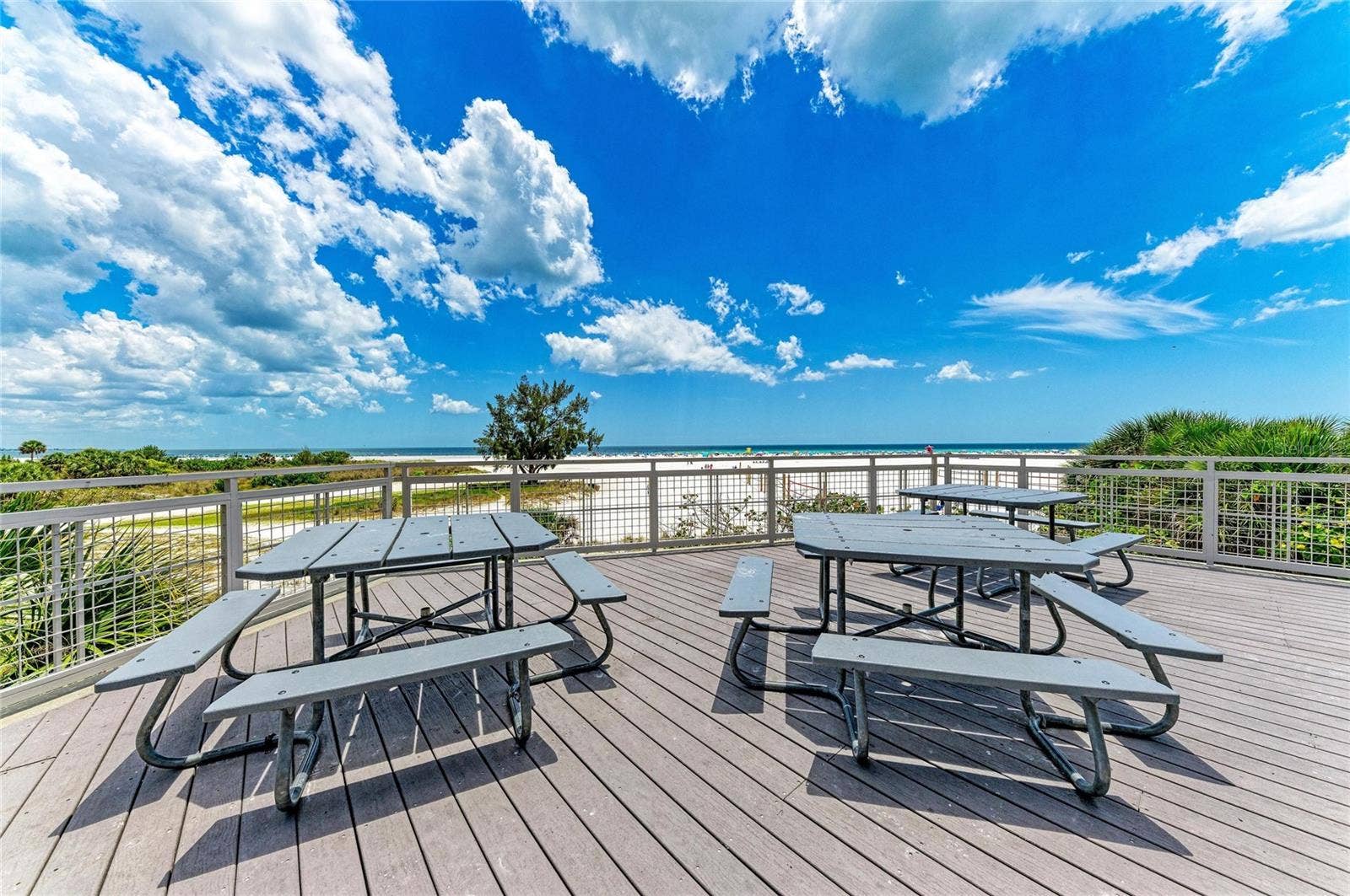 1841 JOYCE STREET, Sarasota, FL 34231 1841 JOYCE STREET, Sarasota, FL 34231