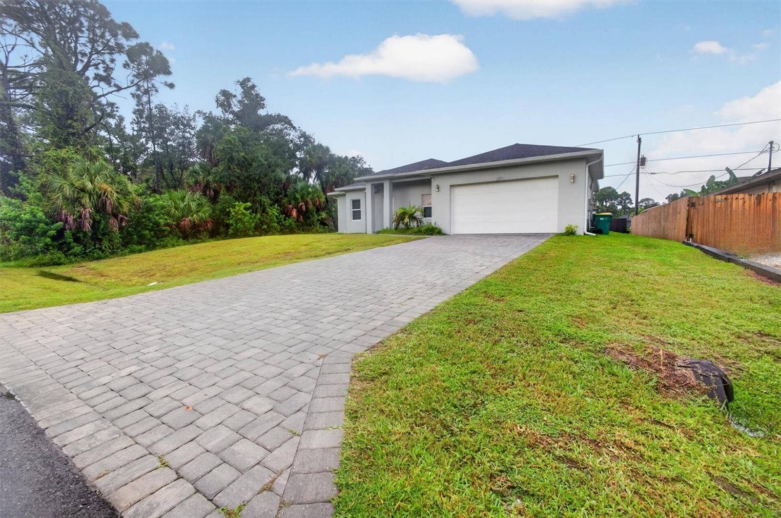 237 EPPINGER DRIVE, Port Charlotte, FL 33953 237 EPPINGER DRIVE, Port Charlotte, FL 33953