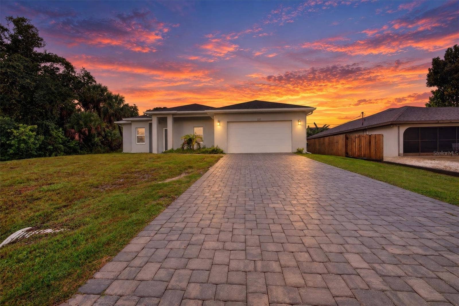 237 EPPINGER DRIVE, Port Charlotte, FL 33953 237 EPPINGER DRIVE, Port Charlotte, FL 33953
