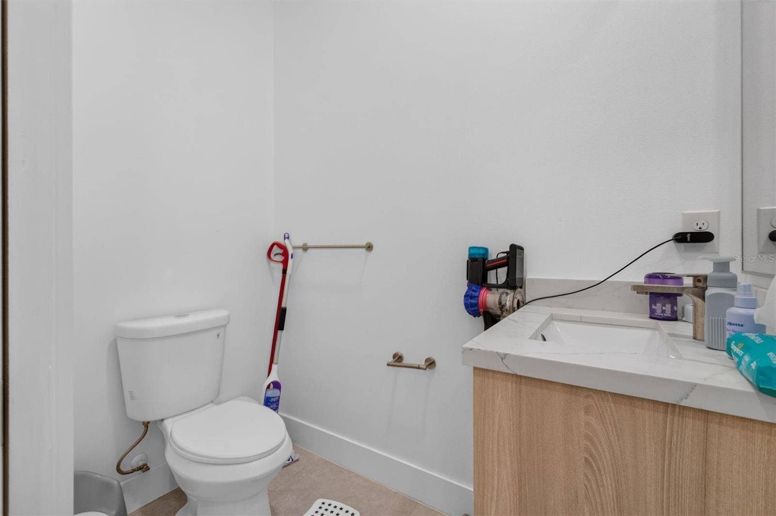 237 EPPINGER DRIVE, Port Charlotte, FL 33953 237 EPPINGER DRIVE, Port Charlotte, FL 33953