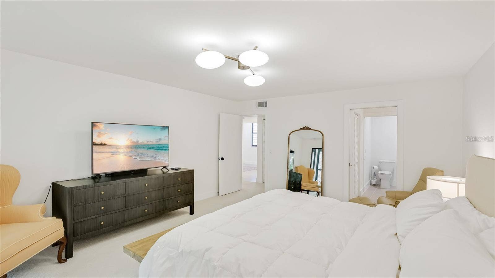 303 SPRINGDALE DRIVE, #303, Bradenton, FL 34210 303 SPRINGDALE DRIVE, #303, Bradenton, FL 34210