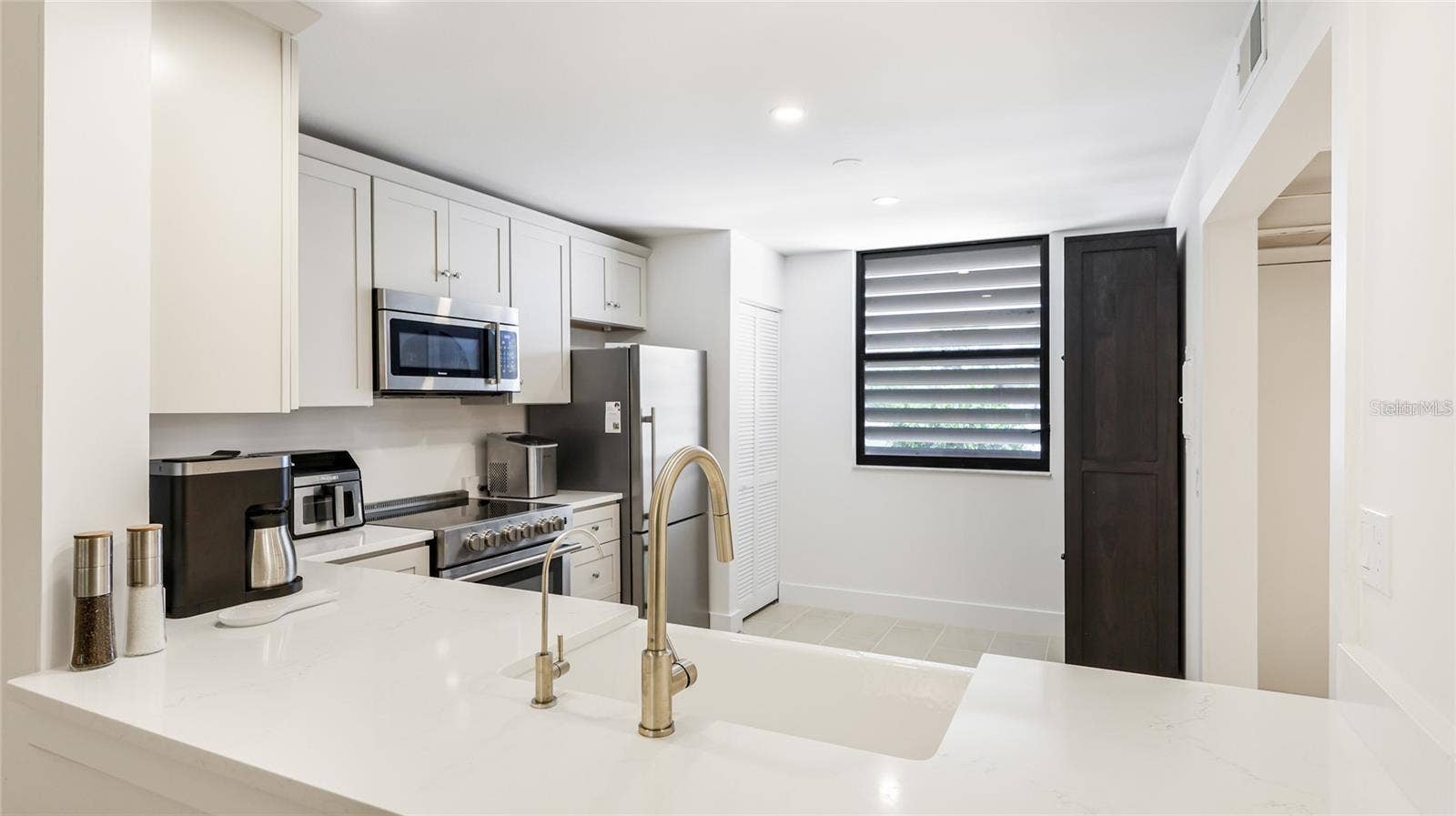 303 SPRINGDALE DRIVE, #303, Bradenton, FL 34210 303 SPRINGDALE DRIVE, #303, Bradenton, FL 34210