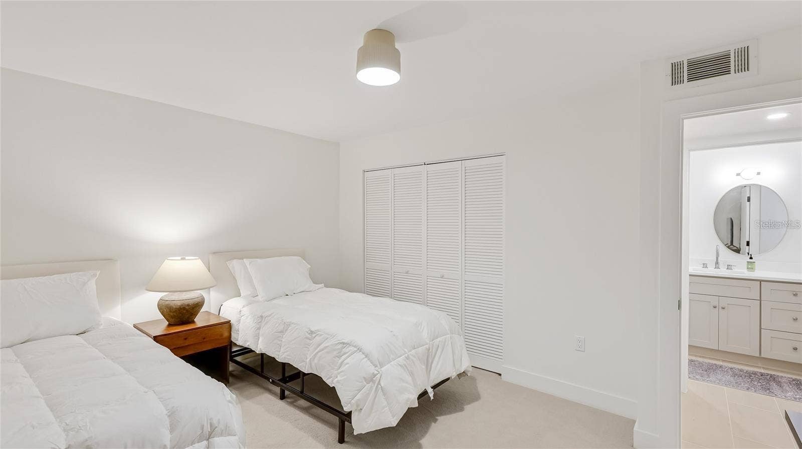 303 SPRINGDALE DRIVE, #303, Bradenton, FL 34210 303 SPRINGDALE DRIVE, #303, Bradenton, FL 34210