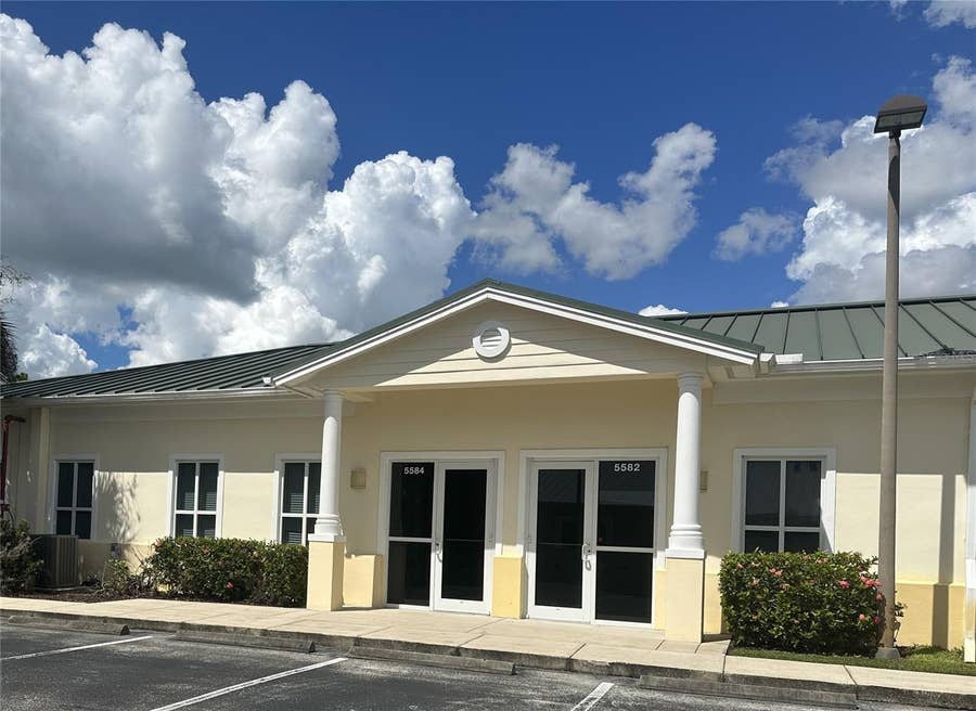 Property photo for 5588 BROADCAST COURT, Sarasota, FL
