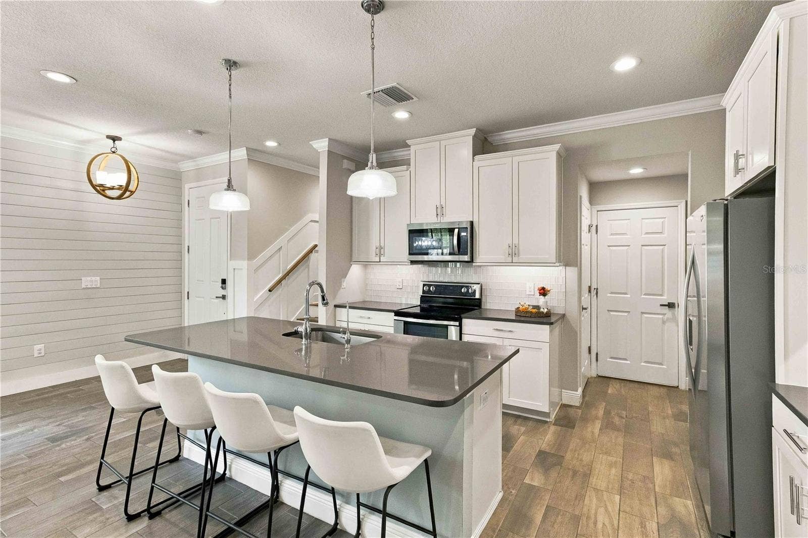 2117 LAKE WATERS PLACE, Lutz, FL 33558