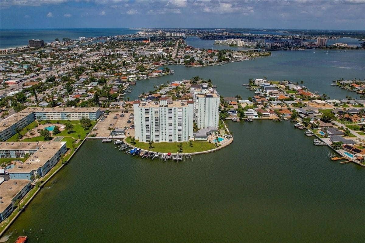 420 64TH AVENUE, #208, St Pete Beach, FL 33706 420 64TH AVENUE, #208, St Pete Beach, FL 33706