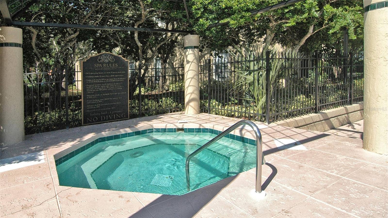 4025 CROCKERS LAKE BOULEVARD, #22, Sarasota, FL 34238 4025 CROCKERS LAKE BOULEVARD, #22, Sarasota, FL 34238