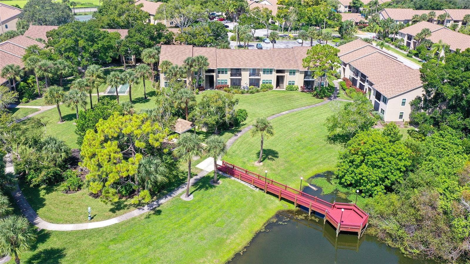 4025 CROCKERS LAKE BOULEVARD, #22, Sarasota, FL 34238 Fishing Pier