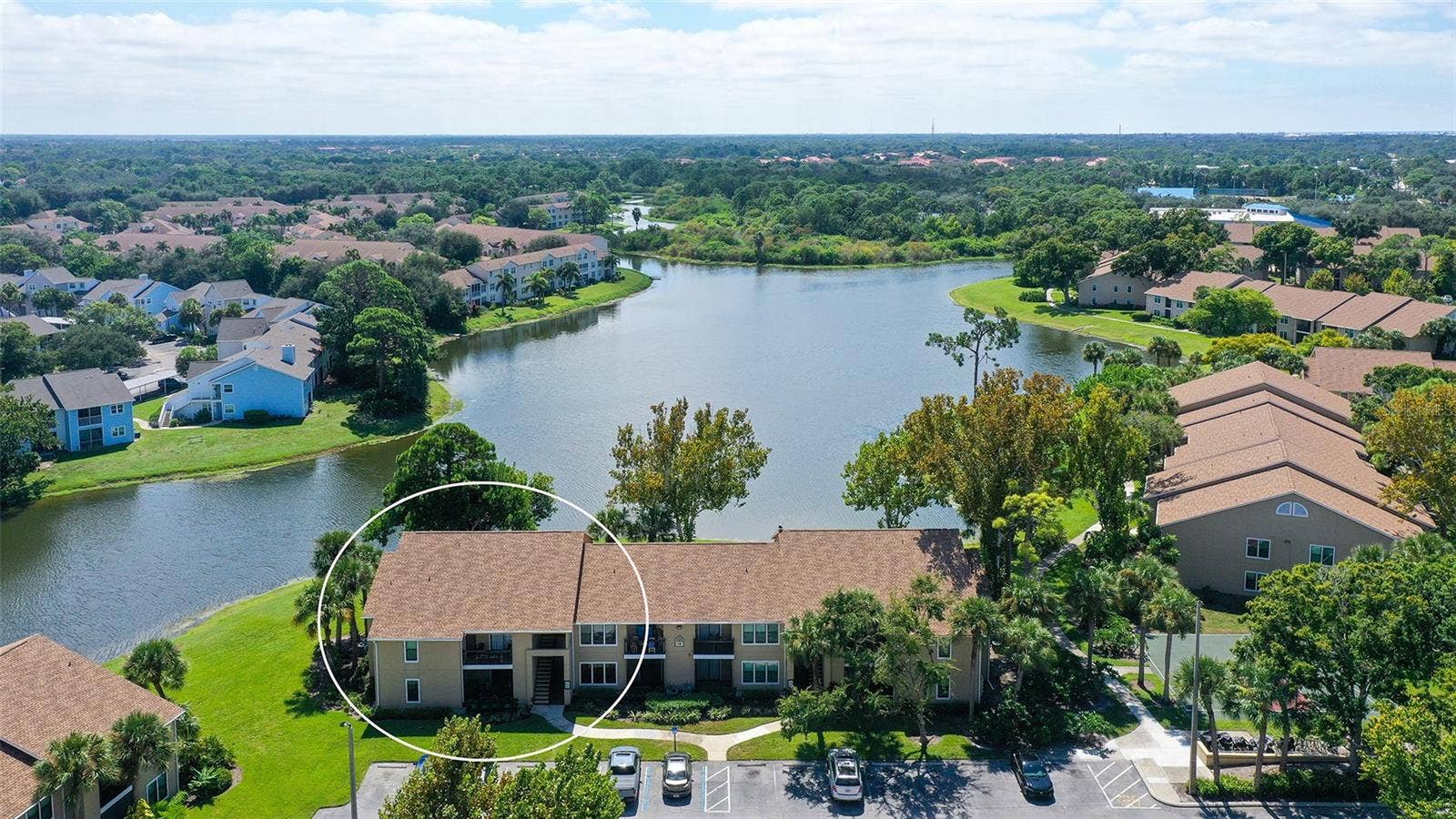 4025 CROCKERS LAKE BOULEVARD, #22, Sarasota, FL 34238 Corner Unit, Lake View