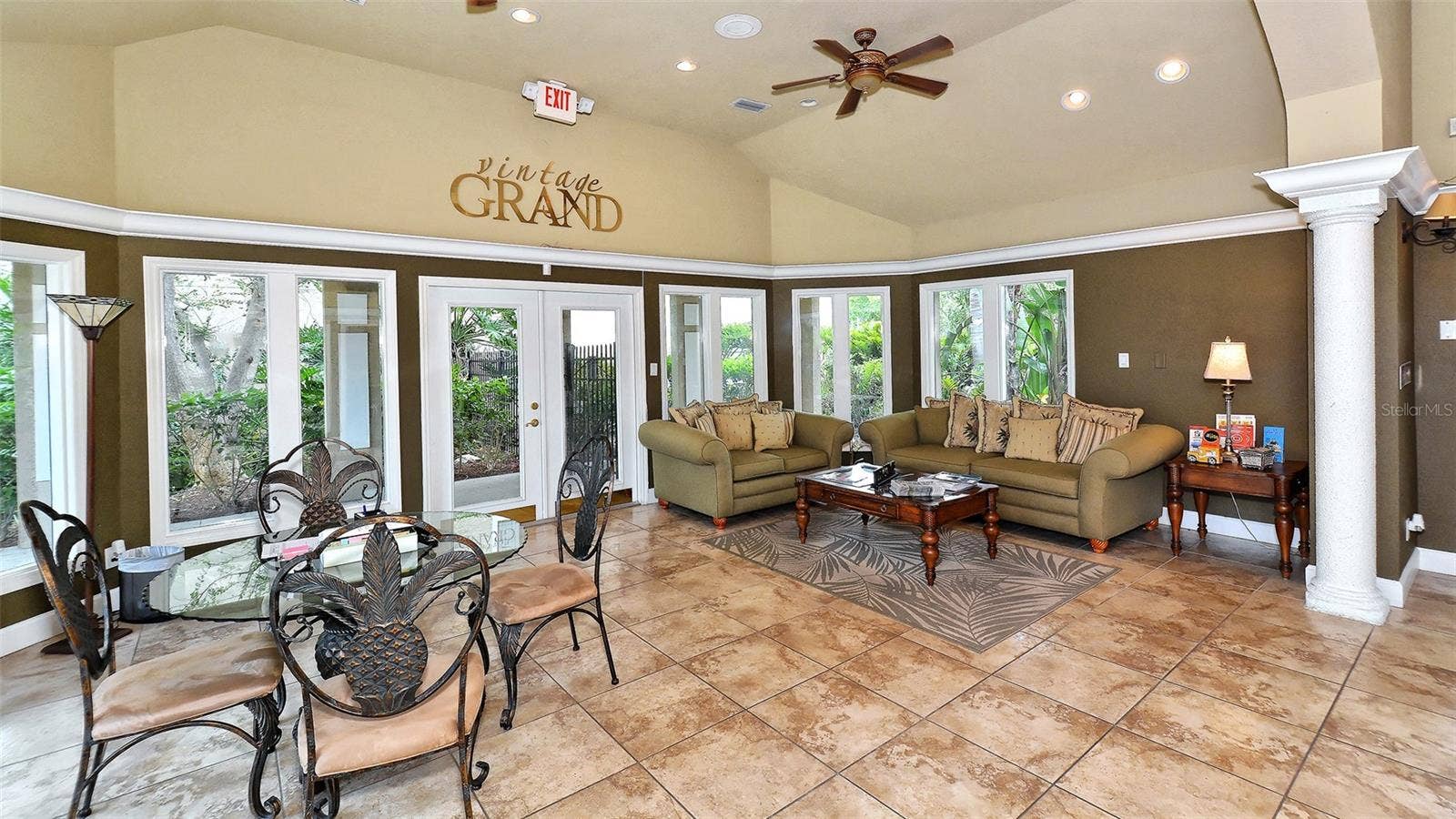 4025 CROCKERS LAKE BOULEVARD, #22, Sarasota, FL 34238 4025 CROCKERS LAKE BOULEVARD, #22, Sarasota, FL 34238