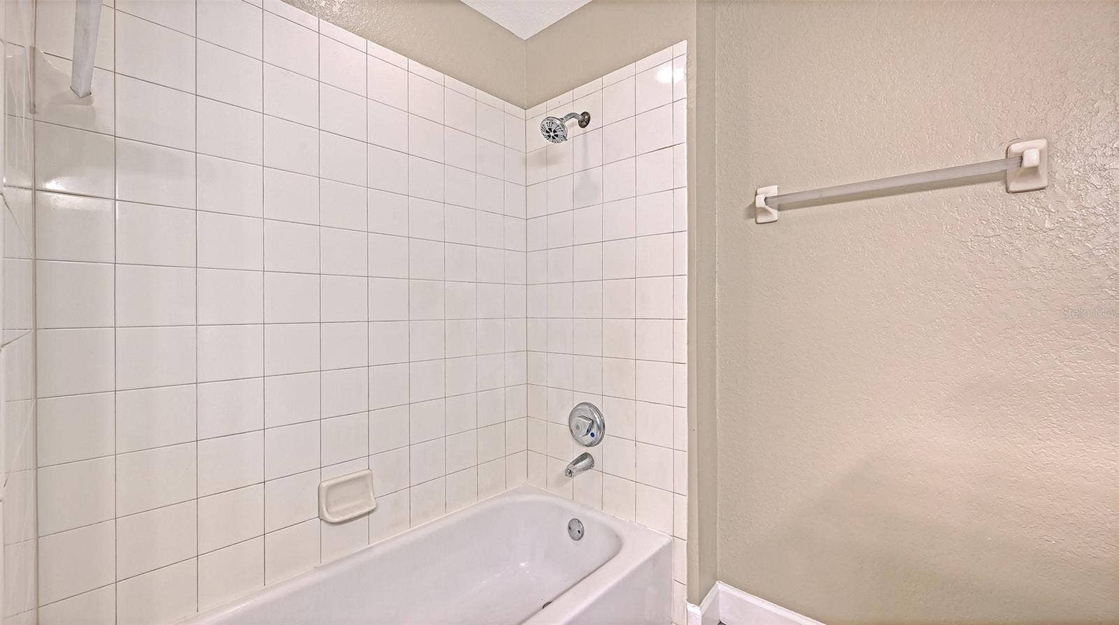 4025 CROCKERS LAKE BOULEVARD, #22, Sarasota, FL 34238 4025 CROCKERS LAKE BOULEVARD, #22, Sarasota, FL 34238