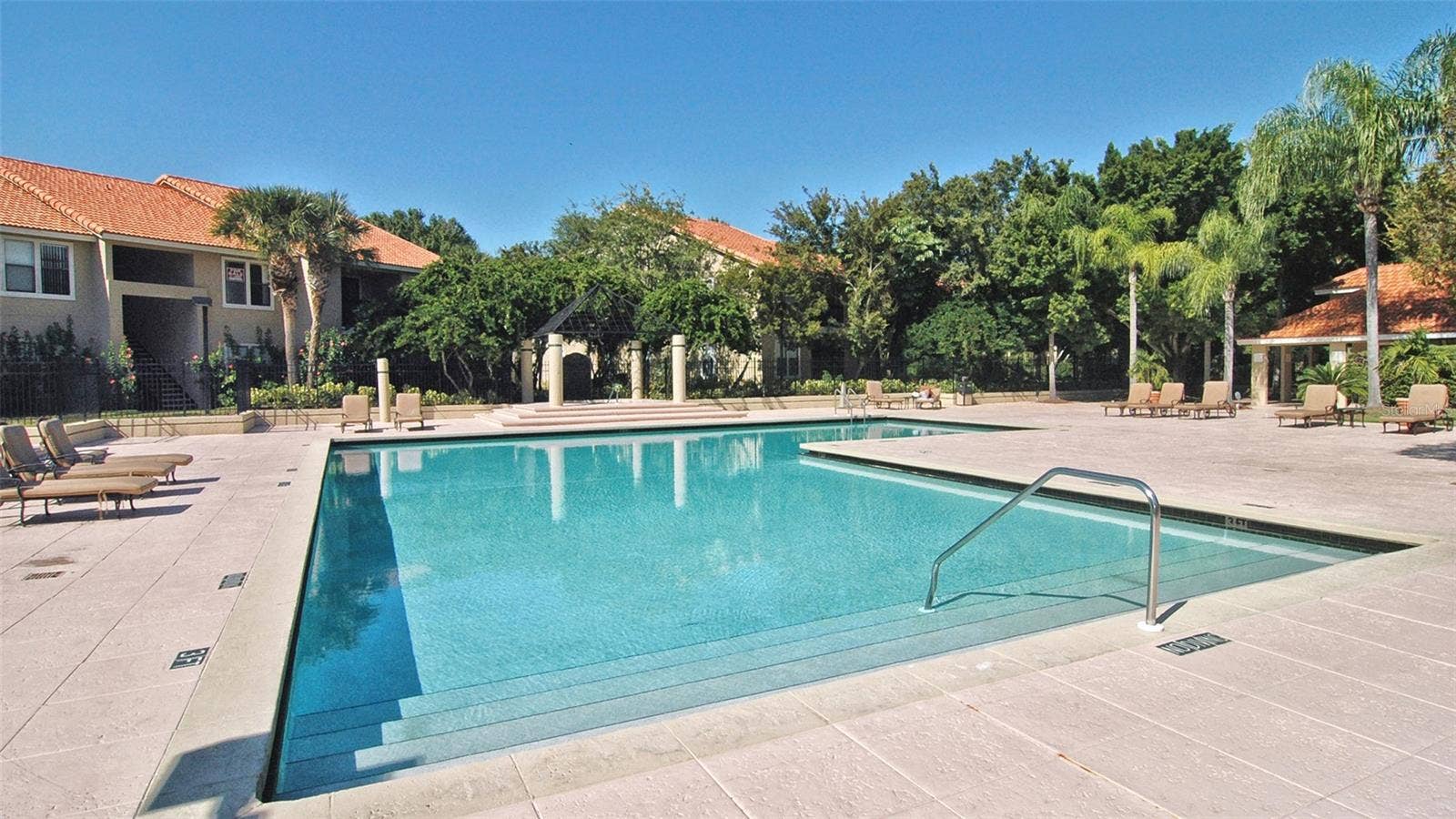 4025 CROCKERS LAKE BOULEVARD, #22, Sarasota, FL 34238 4025 CROCKERS LAKE BOULEVARD, #22, Sarasota, FL 34238