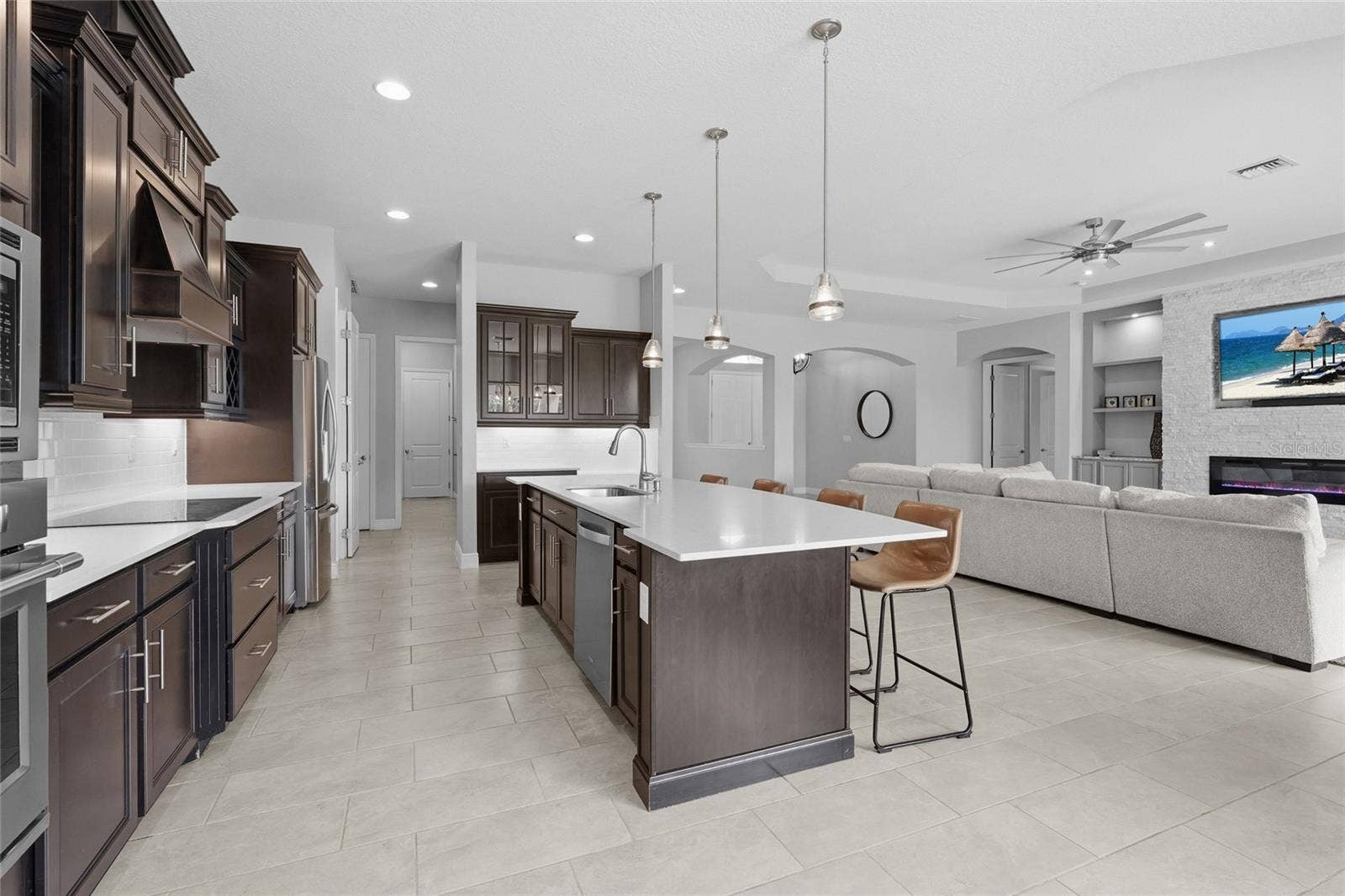 7460 RIPETTA STREET, Sarasota, FL 34240 7460 RIPETTA STREET, Sarasota, FL 34240