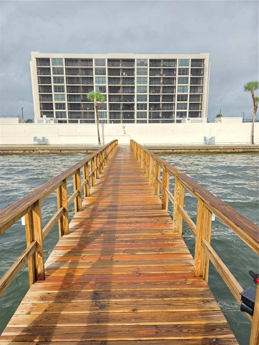 7100 SUNSHINE SKYWAY LANE S, #301, St Petersburg, FL 33711 Fishing pier towards Bridgeton Building