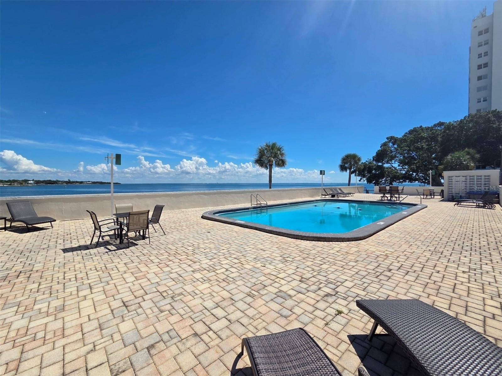 7100 SUNSHINE SKYWAY LANE S, #301, St Petersburg, FL 33711 Community Pool
