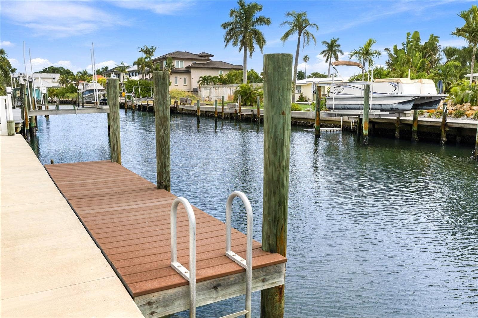 517 71ST STREET, Holmes Beach, FL 34217 Canal view looking east