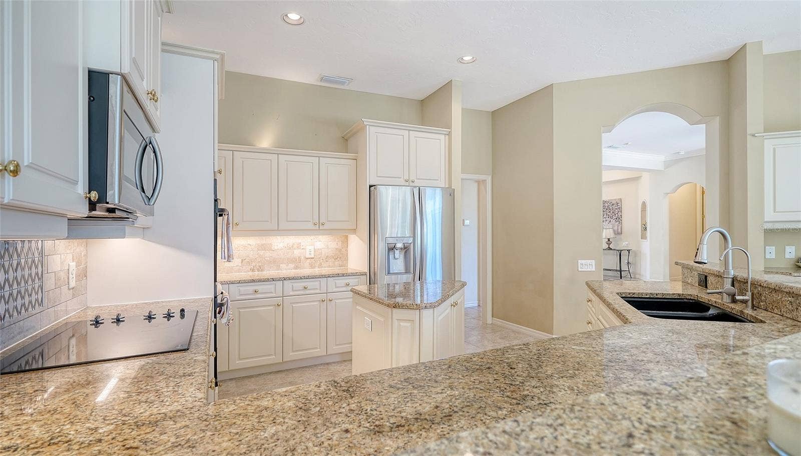 8922 BLOOMFIELD BOULEVARD, Sarasota, FL 34238 8922 BLOOMFIELD BOULEVARD, Sarasota, FL 34238